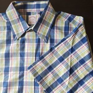 Brooks & Brothers | L Button Down shirt